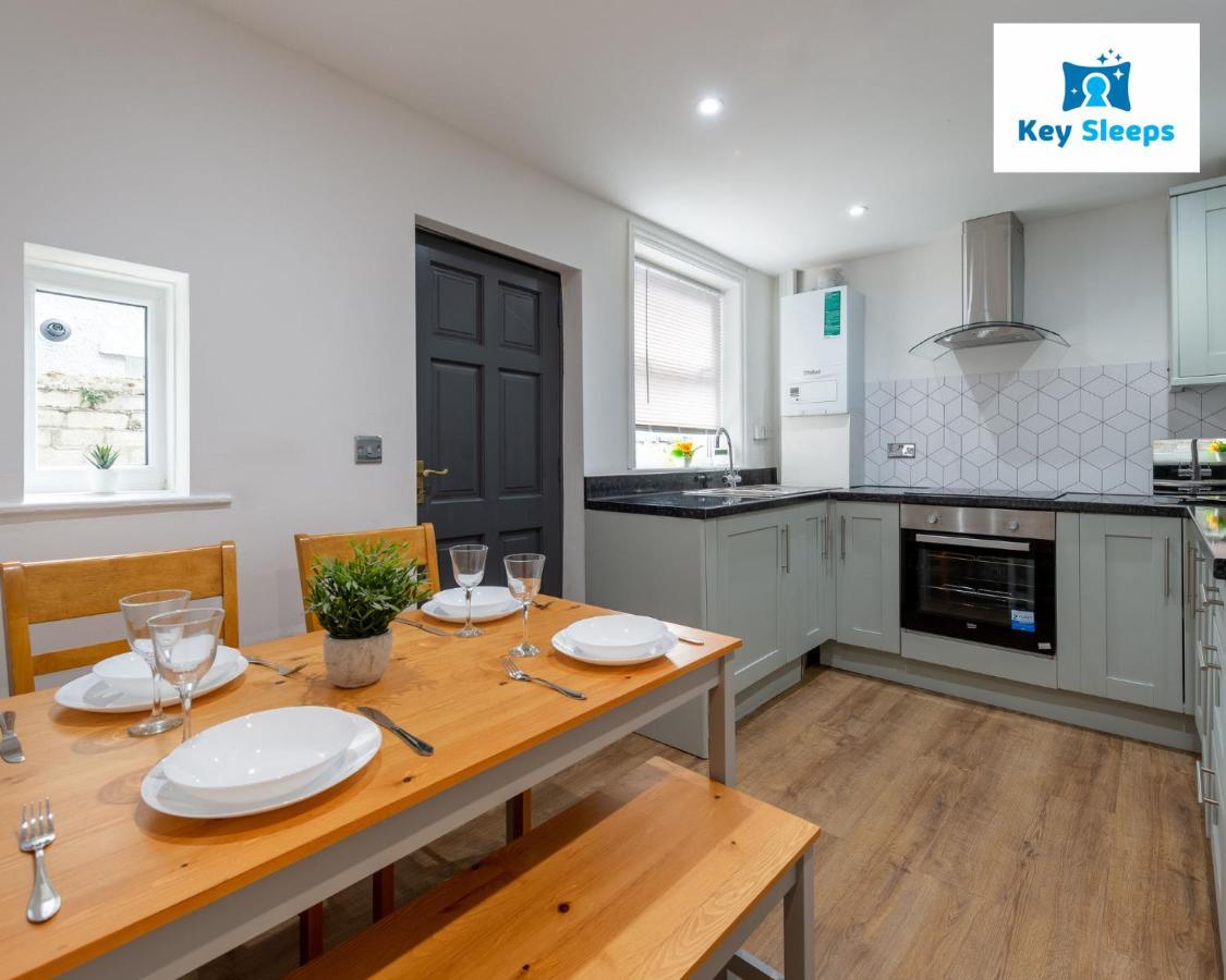 Five Bedroom Spacious Modern House By Keysleeps Short Lets Workington Lake District Beach 外观 照片