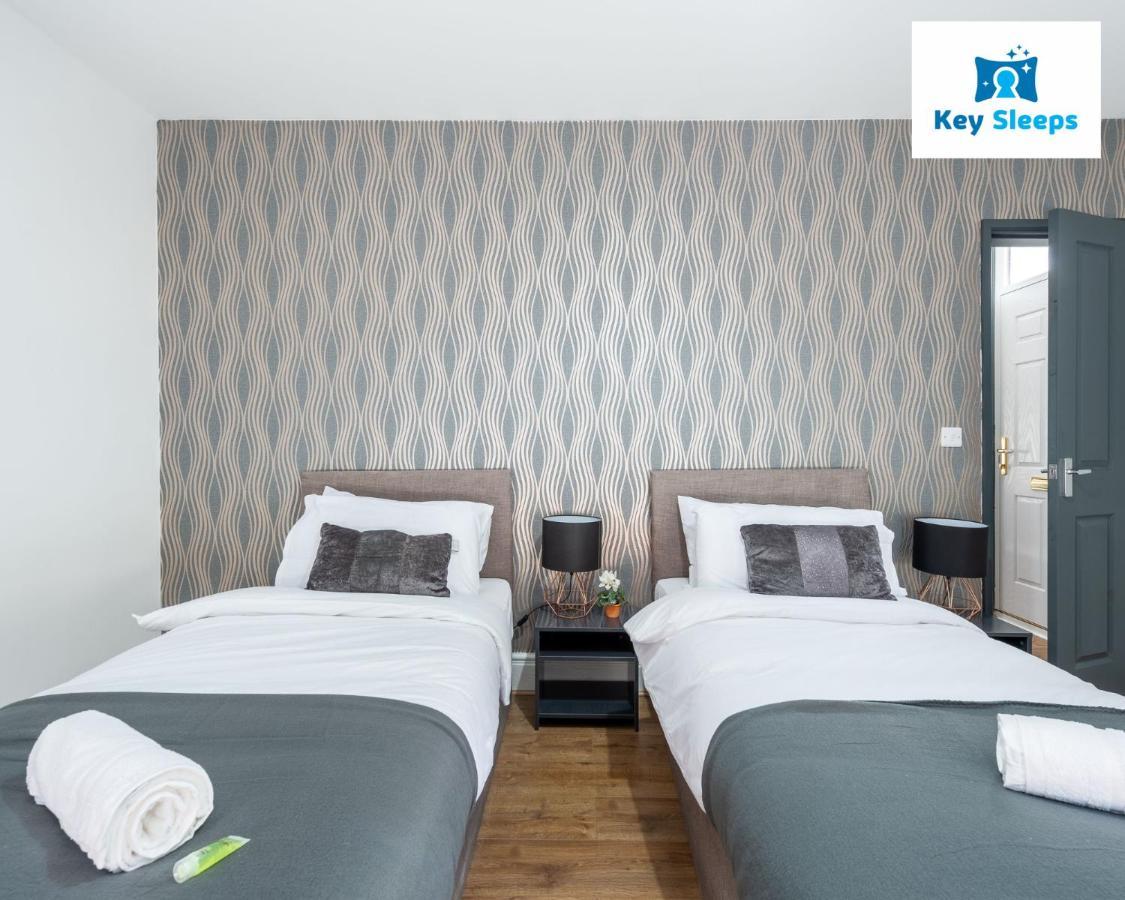 Five Bedroom Spacious Modern House By Keysleeps Short Lets Workington Lake District Beach 外观 照片