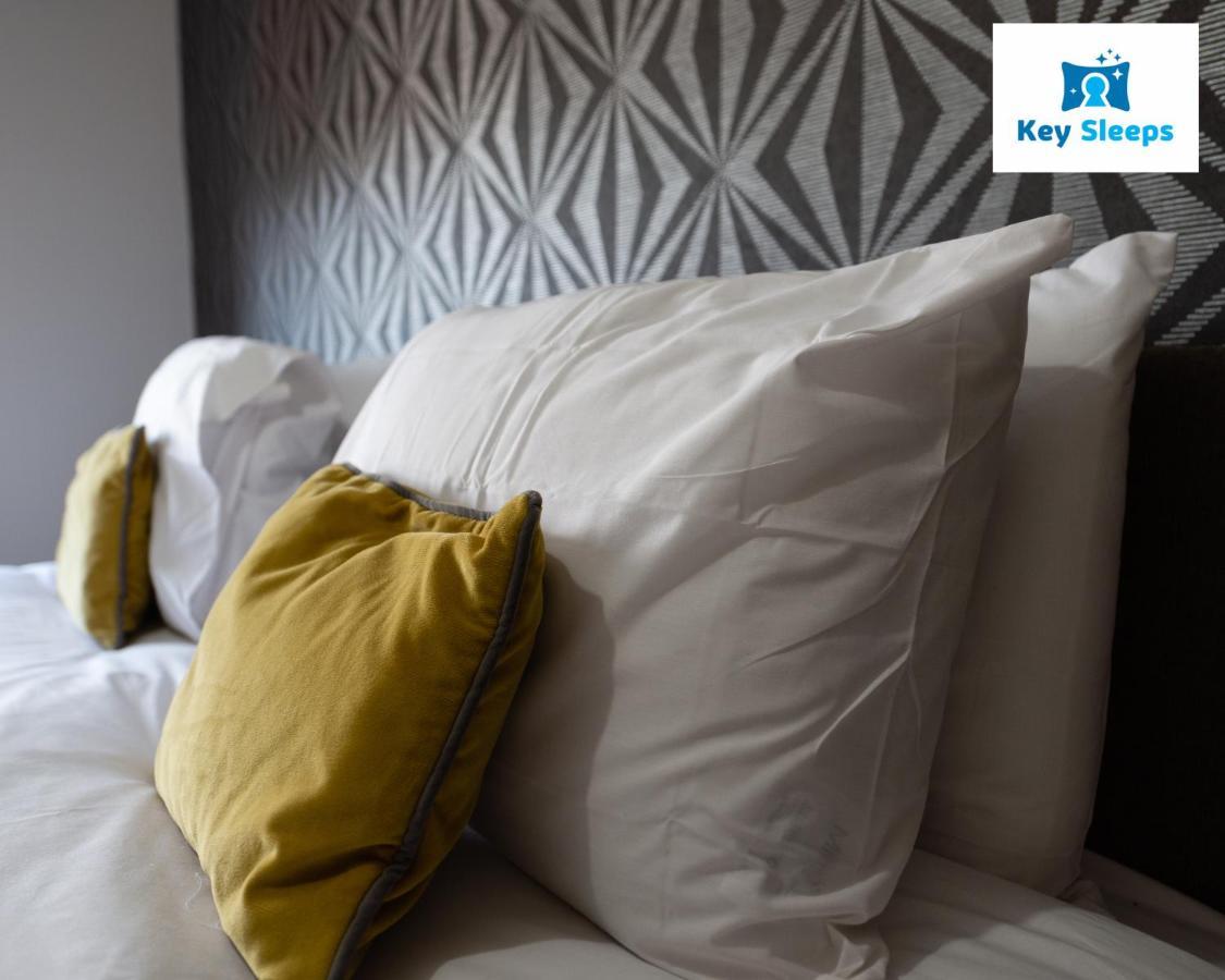 Five Bedroom Spacious Modern House By Keysleeps Short Lets Workington Lake District Beach 外观 照片
