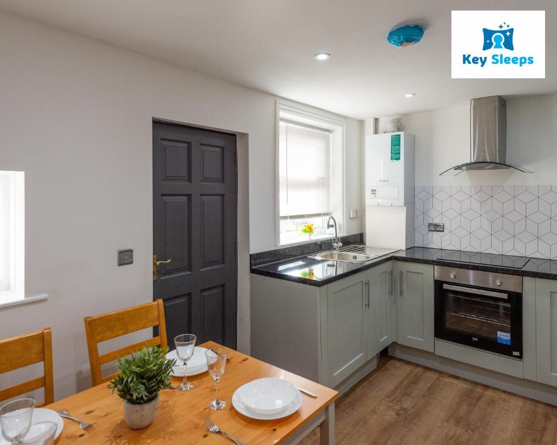 Five Bedroom Spacious Modern House By Keysleeps Short Lets Workington Lake District Beach 外观 照片