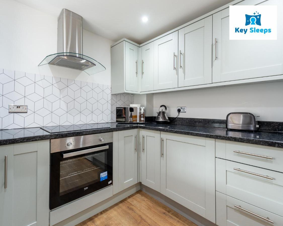 Five Bedroom Spacious Modern House By Keysleeps Short Lets Workington Lake District Beach 外观 照片
